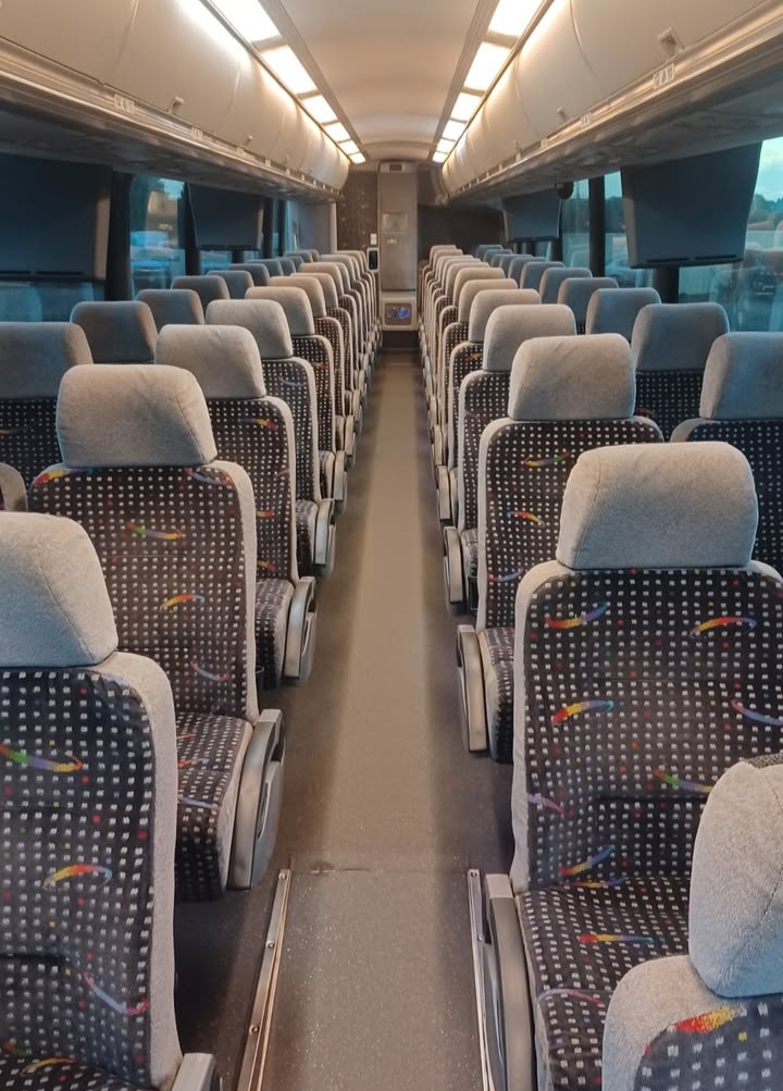 2010 MCI J4500 Motorcoach