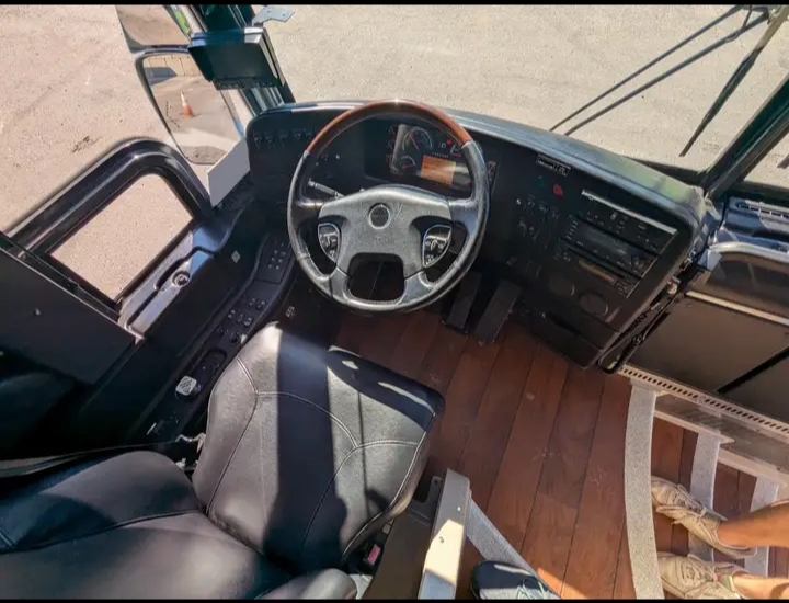 2015 Prevost H3-45 Motorcoach