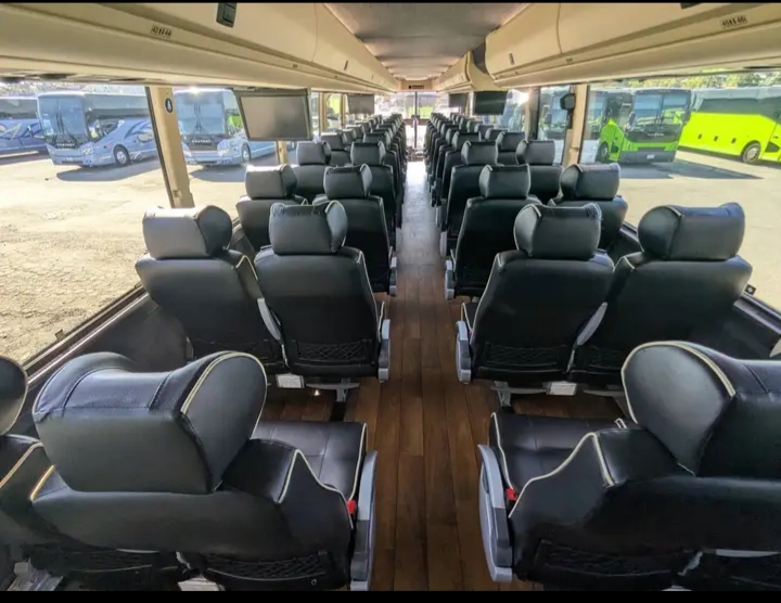2015 Prevost H3-45 Motorcoach