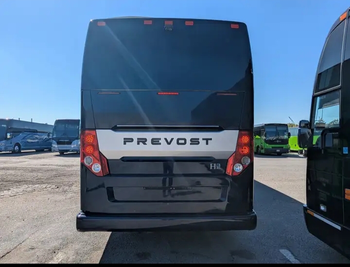 2015 Prevost H3-45 Motorcoach