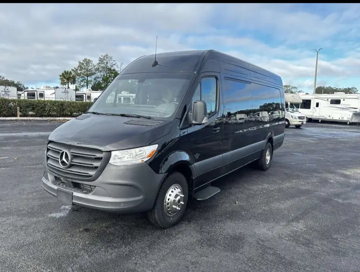 2025 Mercedes Benz Sprinter