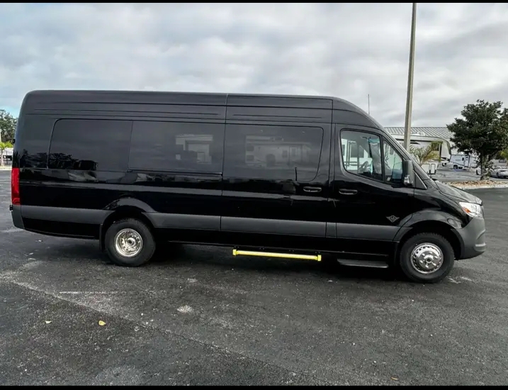 2025 Mercedes Benz Sprinter