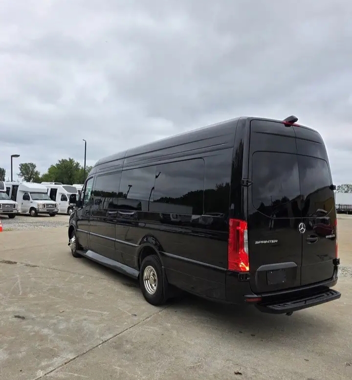 2025 Mercedes Benz Sprinter