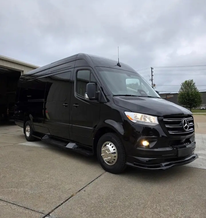 2025 Mercedes Benz Sprinter