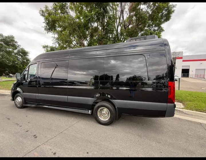 2025 Mercedes Benz Sprinter