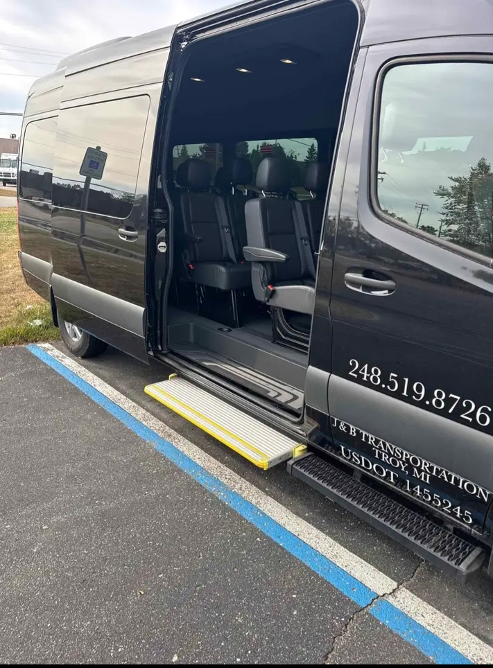 2023 Mercedes Benz Sprinter