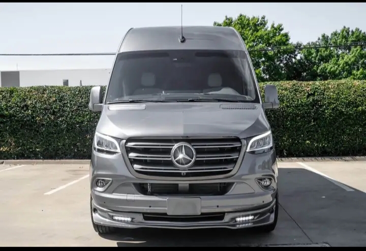 2024 Mercedes Benz Sprinter