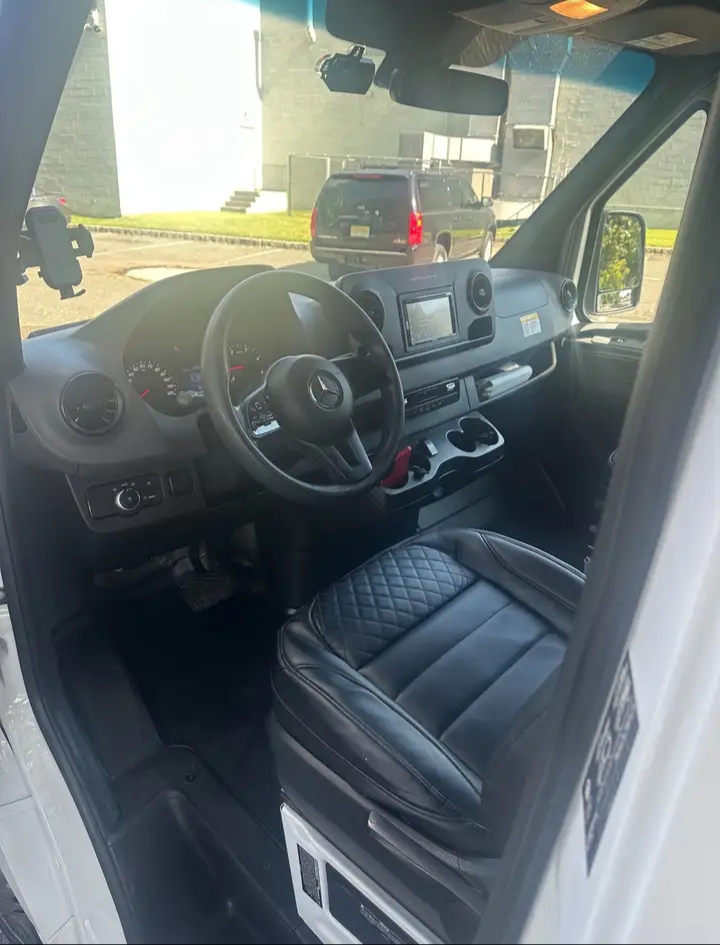 2022 Mercedes Benz Sprinter