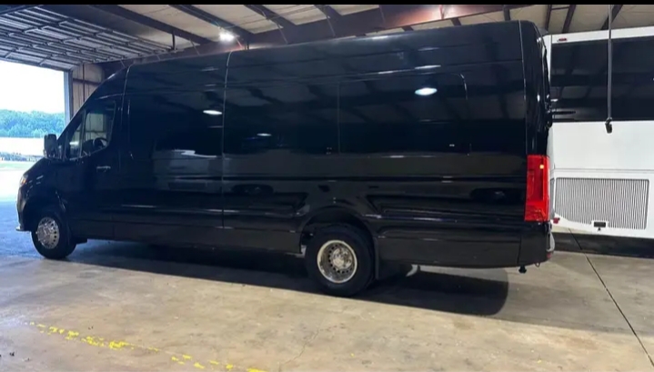 2023 Mercedes Benz Sprinter