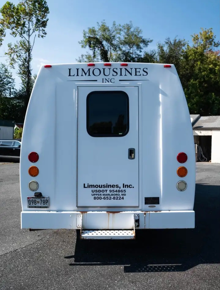 2014 Ford E-450 Shuttle Bus