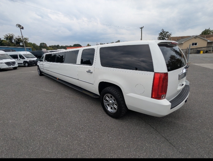2009 Chevrolet Suburblade Limousine