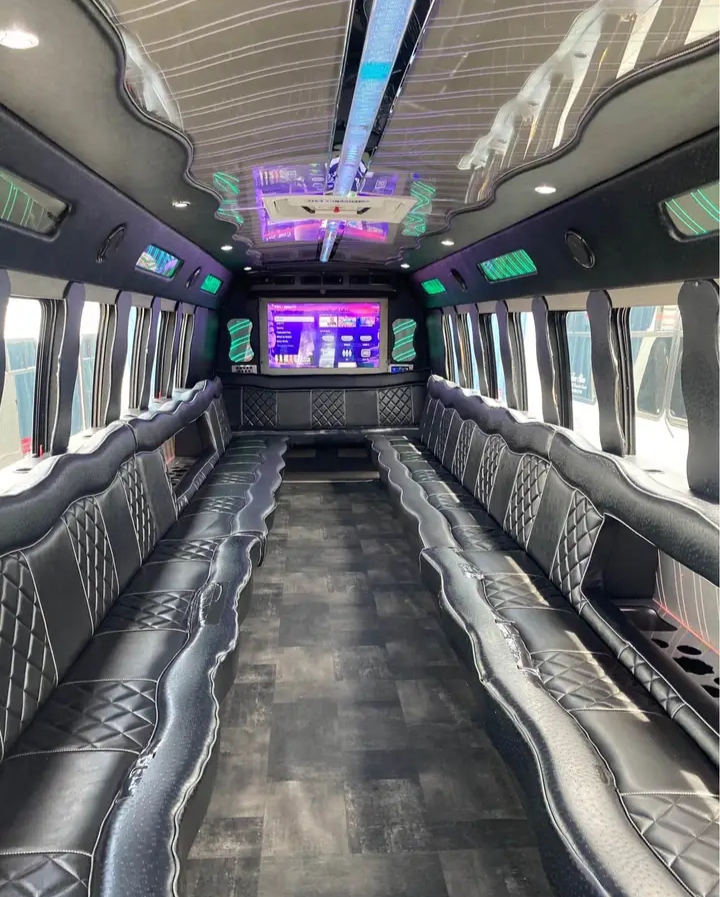 2009 Chevy Party Bus