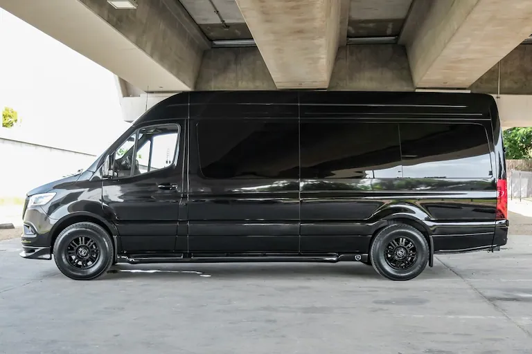 Mercedes-Benz Sprinter 2024