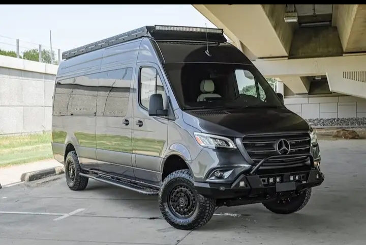 2024 Mercedes Benz Sprinter