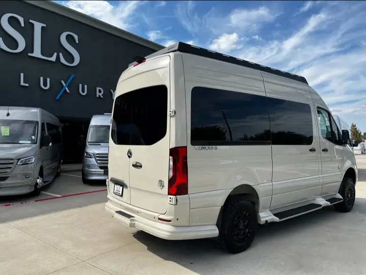 2025 Mercedes Benz Sprinter