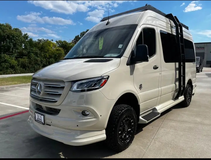 2025 Mercedes Benz Sprinter
