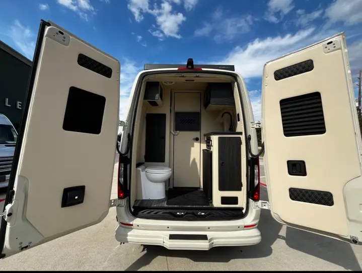 2025 Mercedes Benz Sprinter