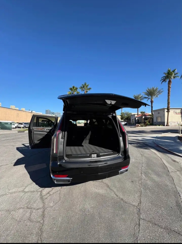 2022 Cadillac Escalade ESV SUV