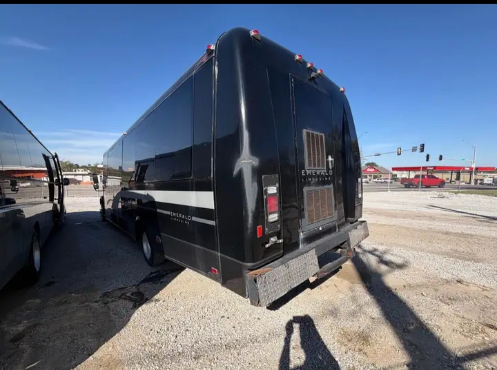 2007 Freightliner Party Bus