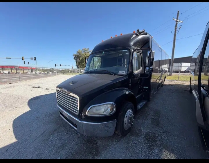 2007 Freightliner Party Bus