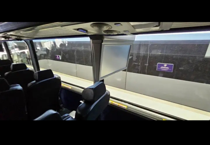 2017 MCI J4500 Motorcoach