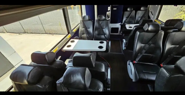 2017 MCI J4500 Motorcoach