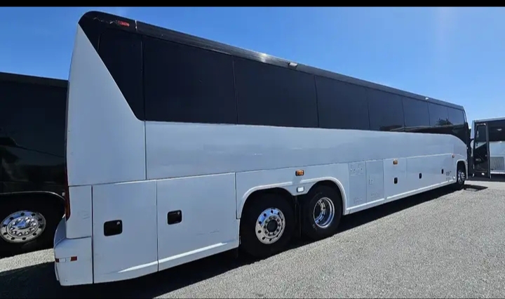 2017 MCI J4500 Motorcoach