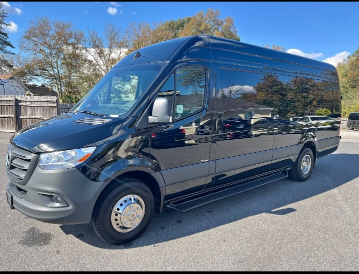 2025 Mercedes Benz Sprinter