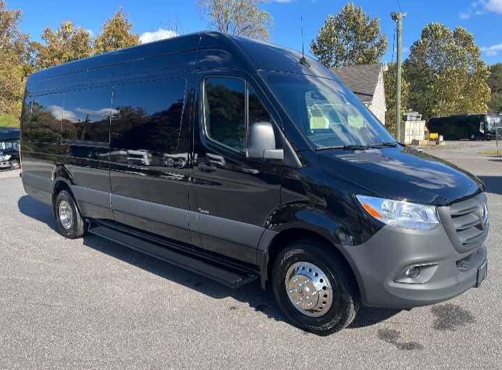 2025 Mercedes Benz Sprinter