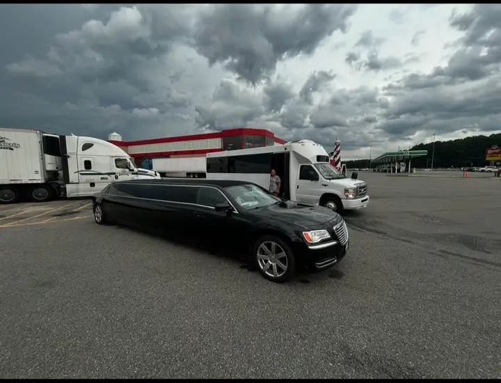 2013 Chrysler 300 Limousine