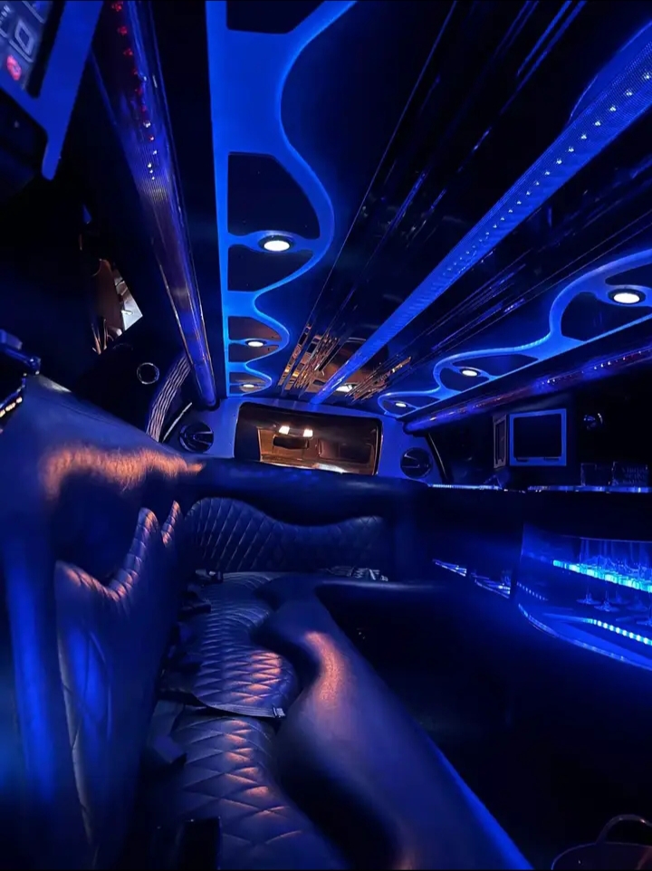 2013 Chrysler 300 Limousine