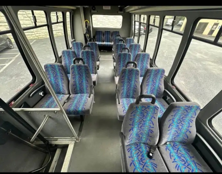 2015 Ford E-450 Shuttle Bus