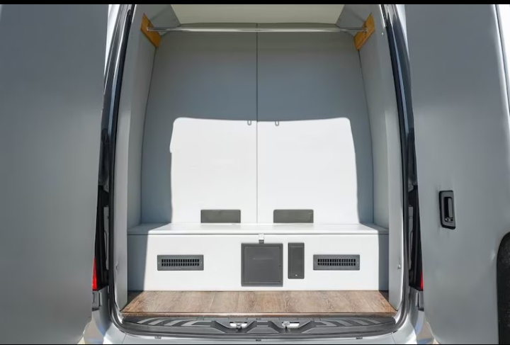 2022 Mercedes Benz Sprinter