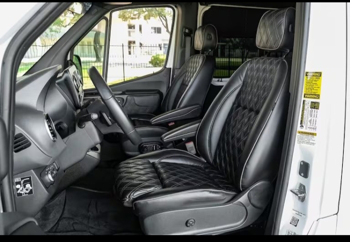 2022 Mercedes Benz Sprinter