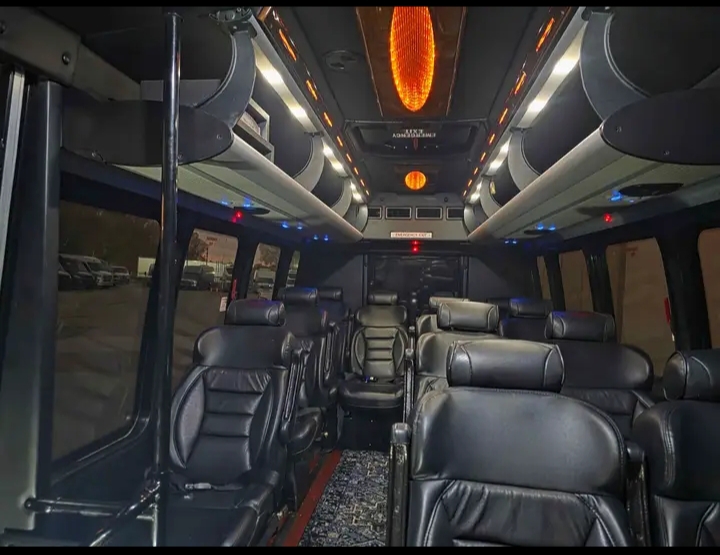 2015 Ford Econoline E-350 Shuttle Bus