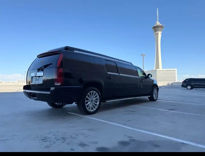 2013 Chevrolet Suburban SUV Limousine