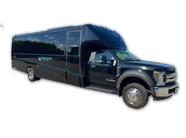 2018 Ford F-550 Limo Bus