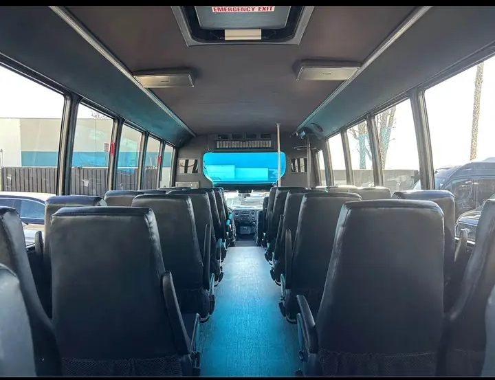 2015 Ford F-550 Shuttle Bus