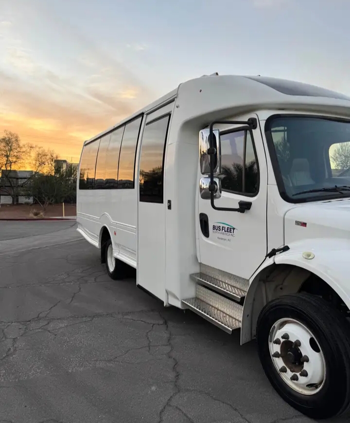 2018 Freightliner S2C Shuttle Bus