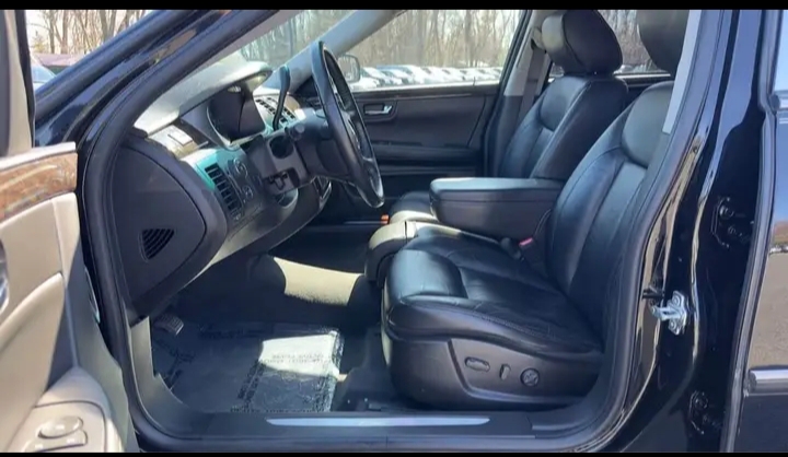 2011 Cadillac DTS Limousine