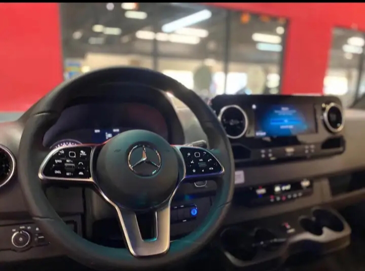 2024 Mercedes Benz Sprinter