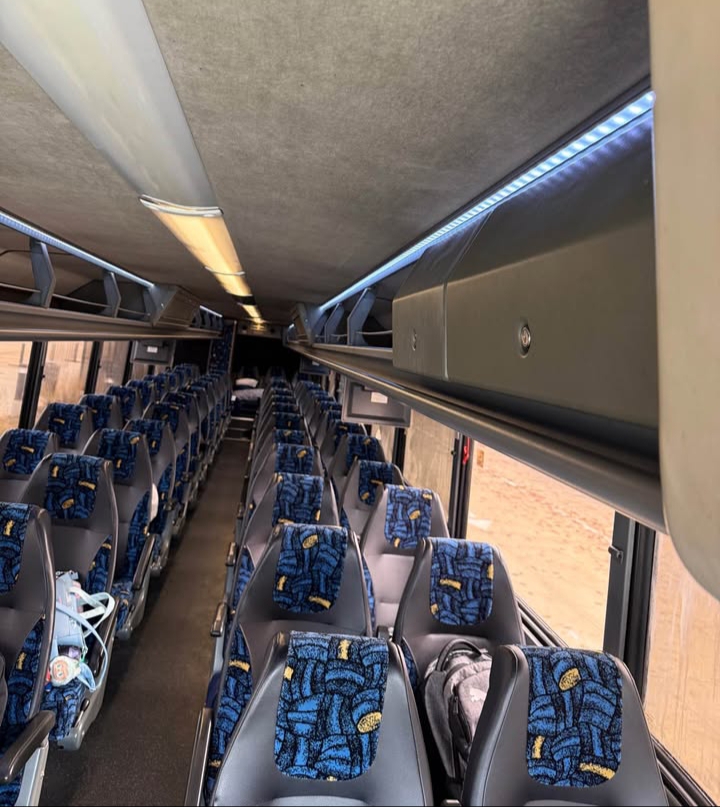 2001 VanHool C2045 Motorcoach