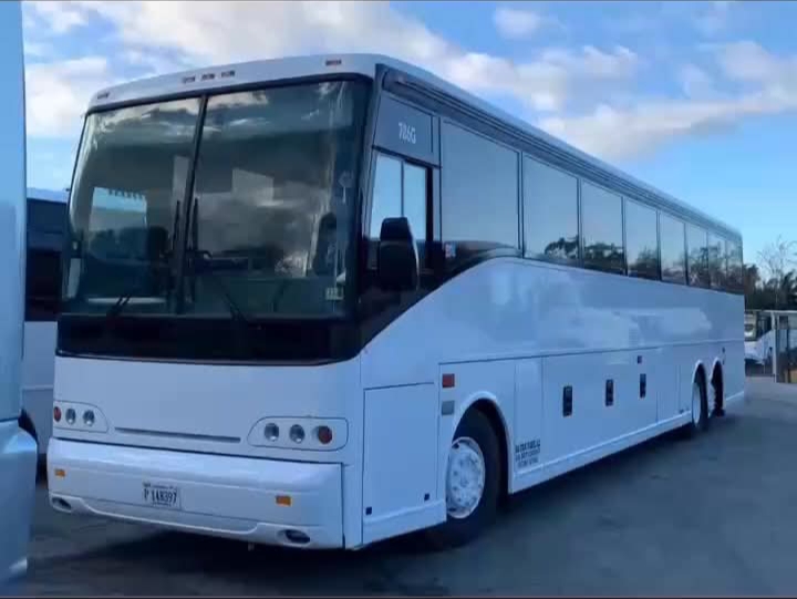 2001 VanHool C2045 Motorcoach
