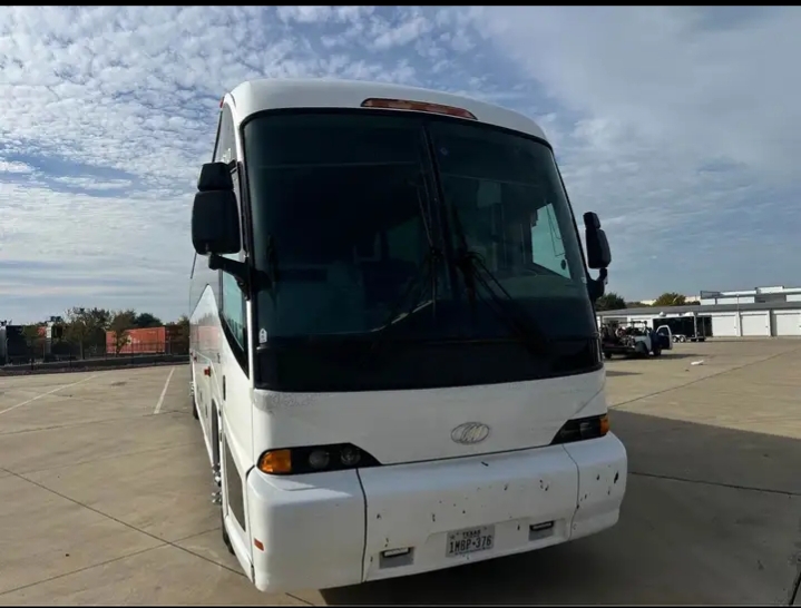2008 MCI J4500 Motorcoach