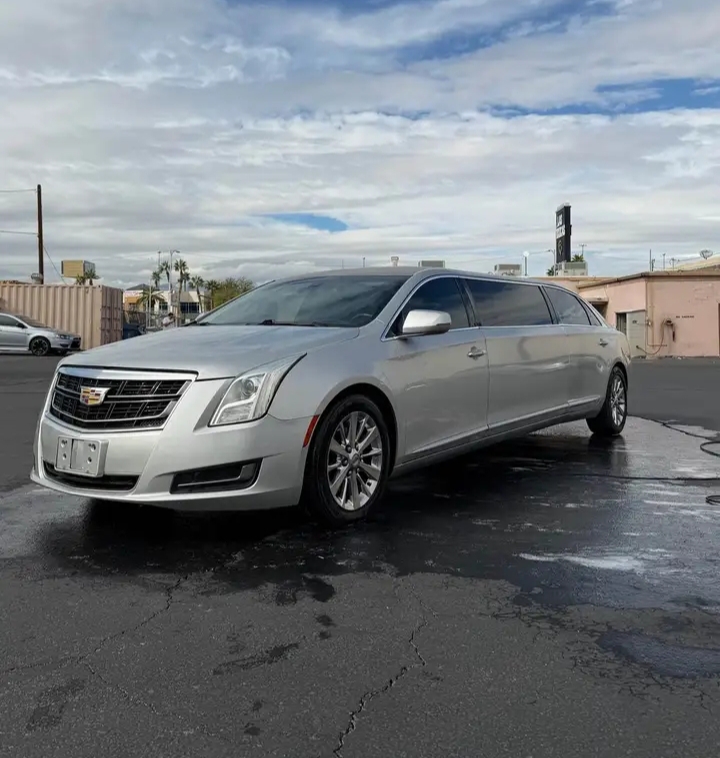 2017 Cadillac XTS Limousine