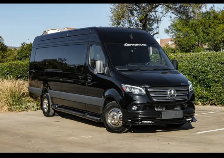 2024 Mercedes Benz Sprinter