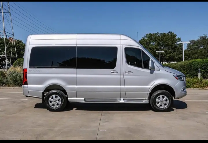 2023 Mercedes Benz Sprinter