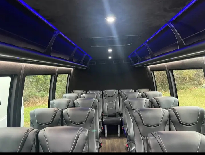 2019 Ford E-450 Shuttle Bus