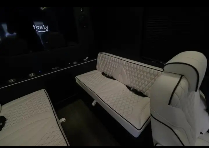 2025 Mercedes Benz Sprinter