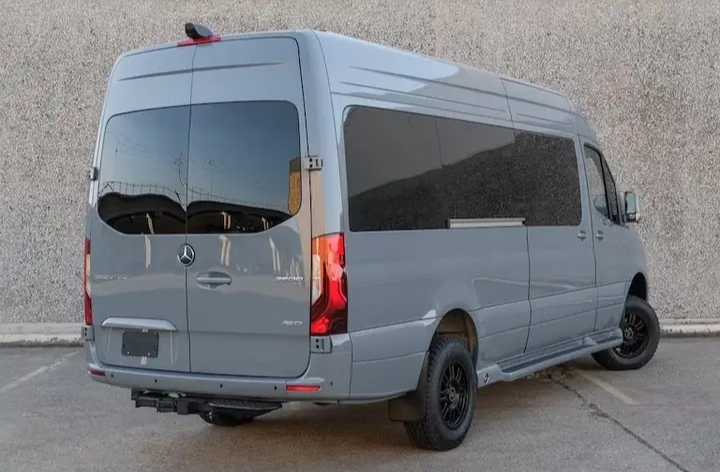 2025 Mercedes Benz Sprinter